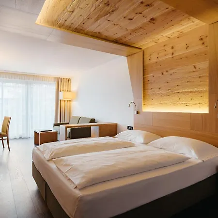 Melodia Del Bosco 4*